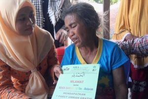 Nenek Pemulung yang Menabung 5 Tahun untuk Berkurban Sapi di Hari Raya Idul Adha ini Akhirnya Dapat Hadiah Umroh Gratis