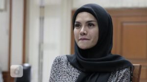 Bangun 2 Masjid Hingga Gaji Guru di Makassar, Ini Aksi Mulia Nikita Mirzani