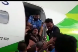 Video Viral Pria Gangguan Jiwa Diseret dari Pesawat, Bagaimana Bisa Terobos Masuk Bandara Lampung?