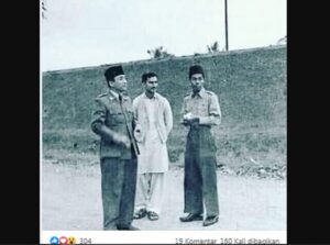 [Cek Fakta] Foto Ayah Habib Rizieq Bersama Soekarno yang Sengaja Ditutupi Sejarah? Ini Faktanya