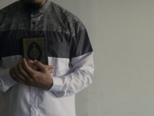 Berprasangka Baik kepada Allah Ta’ala, Jaminan Bahagia Dunia-Akhirat