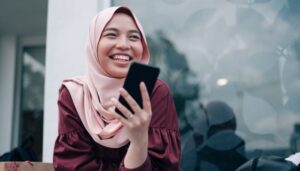 Hukum Dalam Islam Video Call dengan Kekasih, Awas Bisa Menumpuk Dosa