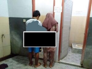 Berduaan ke Masjid Malam-malam, Sepasang Remaja Ini Bukannya Sholat, Malah Mesum di Toilet