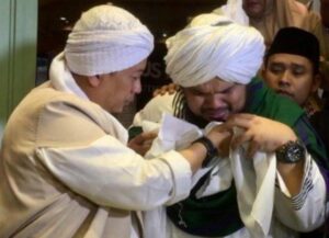 Innalillahi! Rumah Opick ‘Tombo Ati’ Pernah Kebakaran, Begini Kondisi Rambut Nabi Muhammad yang Tersimpan di Dalamnya