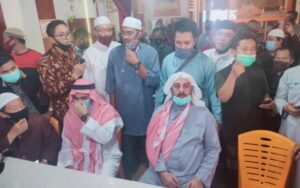 Terkuak Ini Alasan Pelaku Nekat Tusuk Syekh Ali Jaber