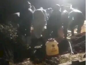 Bikin Merinding, Terdengar Suara Kuntilanak saat Makamkan Jenazah Covid-19 di Malam Hari, Ini Videonya