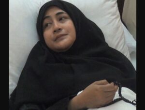 Penyakit Tumor Kelenjar Getah Bening Terus Gerogoti Tubuhnya, Umi Pipik Terus Berdoa : Ya Allah, Panjangkan Umur Saya