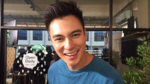 Warga Pontianak Histeris saat Dapat Hadiah Rp 100 Juta dari Baim Wong