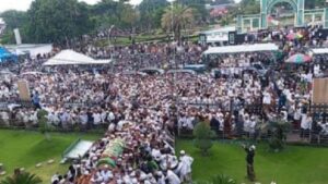Pemakamannya Dihadiri Ribuan Orang, Siapa Habib Hasan Assegaf?