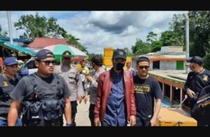 Viral Foto Ustadz Abdul Somad Ditangkap Polisi