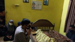 Memilukan, Polisi Tangisi 2 Anaknya yang Meninggal Dunia karena Kestrum Listrik Usai Main Bola