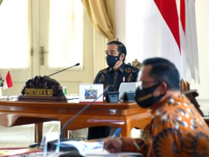 LSM dan Rocky Gerung Bongkar Fakta Ini, Istana Makin Tersudut