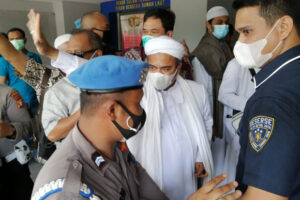 Kirim Surat ke Keluarga, Pengamat Ini Anggap Habib Rizieq Mulai Berubah