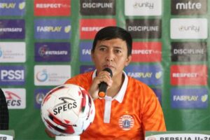 Mampir ke Masjid 2 Menit, Motor Mantan Pemain Persija Raib Digondol Maling