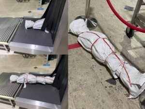 Bikin Kaget, Paket Ini Dibungkus Mirip Pocong, Isinya Tak Terduga