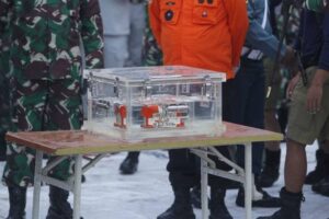 Penampakan Black Box Sriwijaya Air SJ-182 yang Jatuh di Kepulauan Seribu