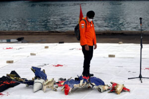 Cerita Saksi Mata Detik-detik Sriwijaya Air SJ182 Menghujam ke Laut, Bikin Merinding