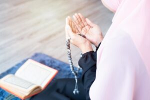 Dahsyatnya Zikir ‘ La Hawla wa Laa Quwwata illa Billah’, Dapat Harta Karun di Surga
