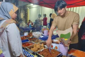 Mirip Lee Min Ho, Penjual Nasi Kuning di Samarinda Viral di Medsos, Ini Kisah Perjuangannya
