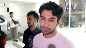 Reza Rahadian Pindah Agama dari Kristen: Keyakinan Dialog Gue dengan Tuhan