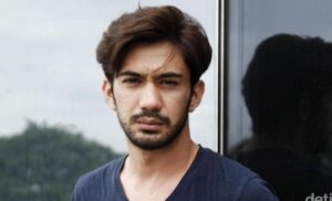 Demi Temukan Ayah, Reza Rahadian Ingin Datangi Kantor Kedutaan Iran