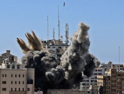 “Beri Kami 10 Menit”, Detik-detik Menegangkan Sebelum Israel Ledakkan Gedung Al Jazeera