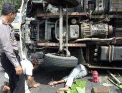 Dongkrak Lepas Saat Ganti Ban, 3 Sopir Tewas Tertimpa Badan Truk di Tol Purbaleunyi