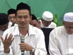 Gus Baha: Belum Ada Orang yang Cinta Nabi Seperti Orang Indonesia