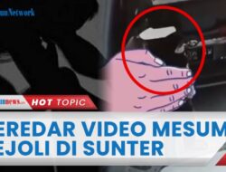 Viral Video Aksi Mesum Sejoli di Belakang Mobil di Sunter, sang Wanita Diminta ‘Pose’ di Depan Pacar