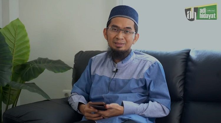 Rezeki Cepat Datang dan Sakit Segera Disembuhkan, Amalkan Surat Ini dengan Benar Kata Ustadz Adi Hidayat