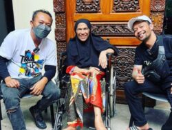 Dijenguk Sule, Dorce Gamalama Bingung: Mohon Maaf, Ini Siapa Ya?