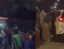 Sambil Pegang Tongkat, Pengemis Ini Naik Mobil Mewah Usai Minta-Minta di Jalanan, Videonya Viral