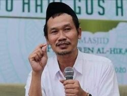 Gus Baha Jelaskan Banyak Ucapkan Istighfar Berpotensi Dosa, Ini Penjelasannya