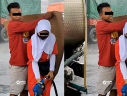 So Sweet, Cowok Ini Lindungi Petugas SPBU Gegara Isi Bensin saat Hujan, Warganet: Dari Nol Sampai ke Pelaminan
