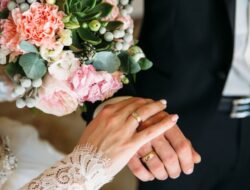 Cerita Nikah Massal Tanpa Tahu Calonnya di Sidoarjo, Pasangan Baru Diumumkan Setelah Akad