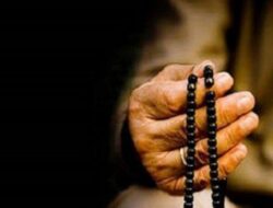 Dahsyatnya Amalan Astaghfirullah Wa Atubu Ilaih, Sering Dibaca Nabi, Bisa Dibaca 3 Kali Sehari
