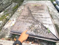 Menguak Logo Freemason Makam Pendiri Pabrik Baja Pertama di Surabaya
