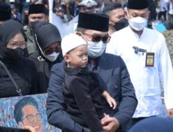Pesan Menyentuh Ridwan Kamil ke Arka: Kami akan Mencintai dan Mendidikmu seperti A Eril