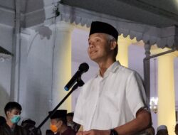 Ganjar Ungkap Cerita Ridwan Kamil Saat Melihat Jenazah Eril