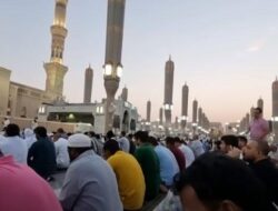 Kedapatan Merokok di Halaman Masjid Nabawi, Jemaah Haji Indonesia Hampir Dapat Hukuman, Endingnya Begini